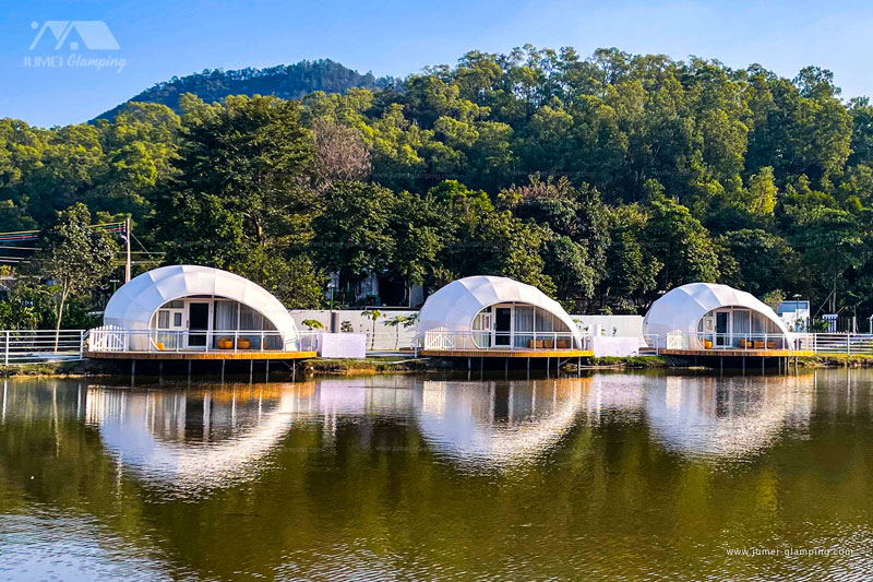Experiența Glampingului pe apă